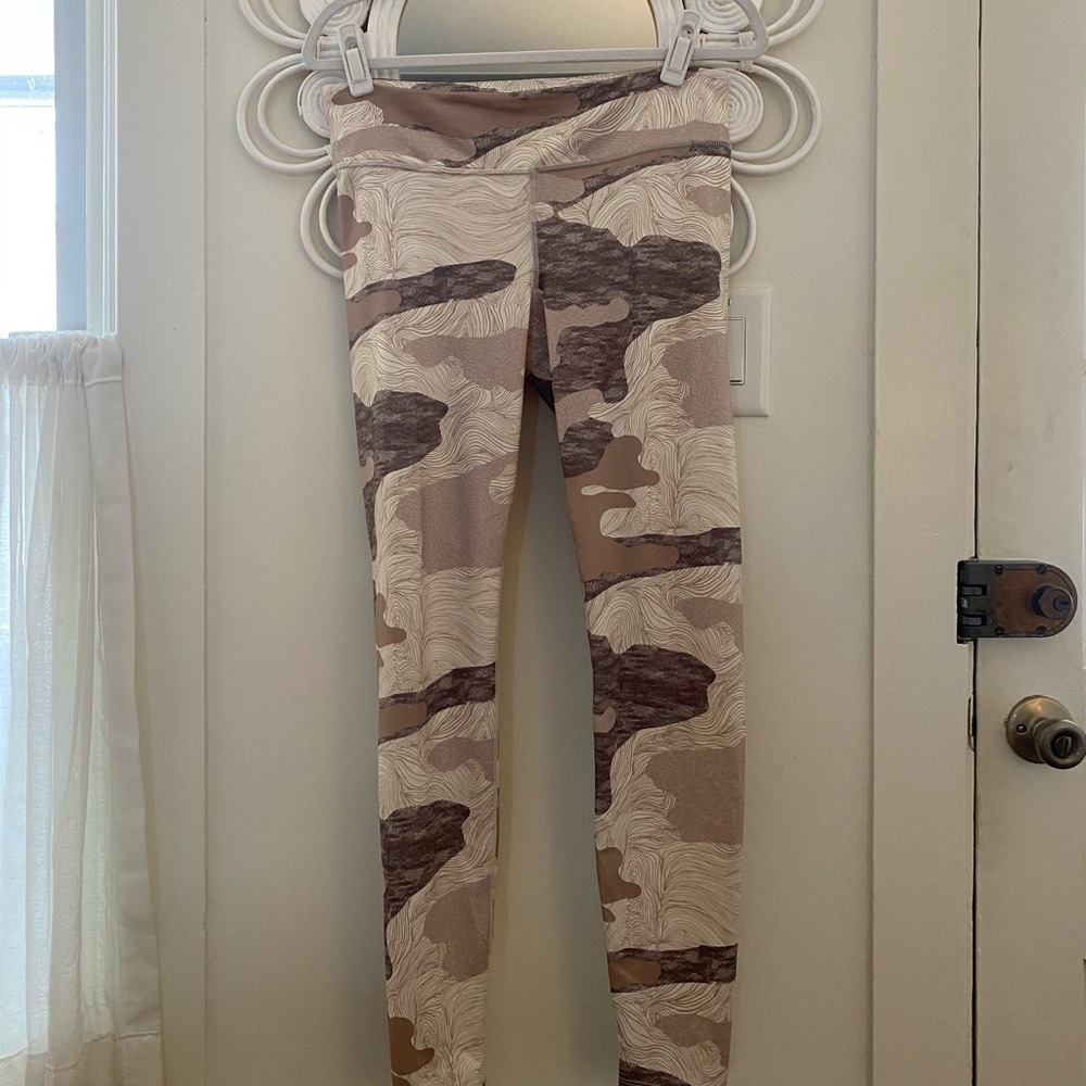 ✏️ Watercolor JoyLab Leggings ✏️